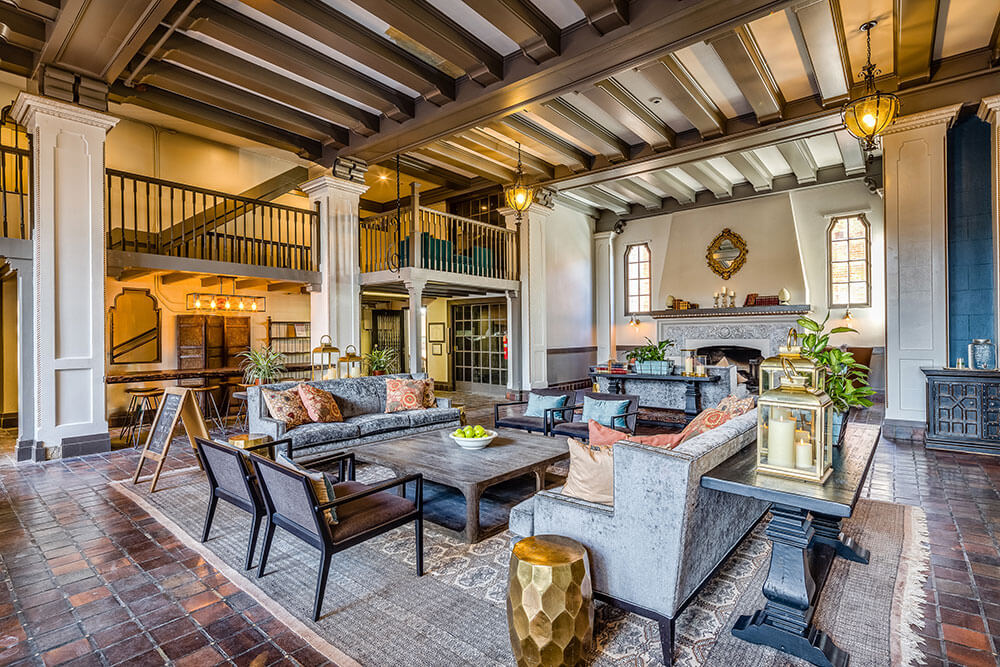 Where to stay 2 Elegant lobby with stylish furnishings.