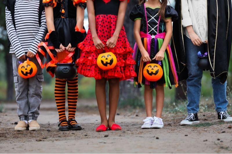 Halloween costume and decor swap