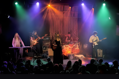 Fleetwood macrame at the mystic