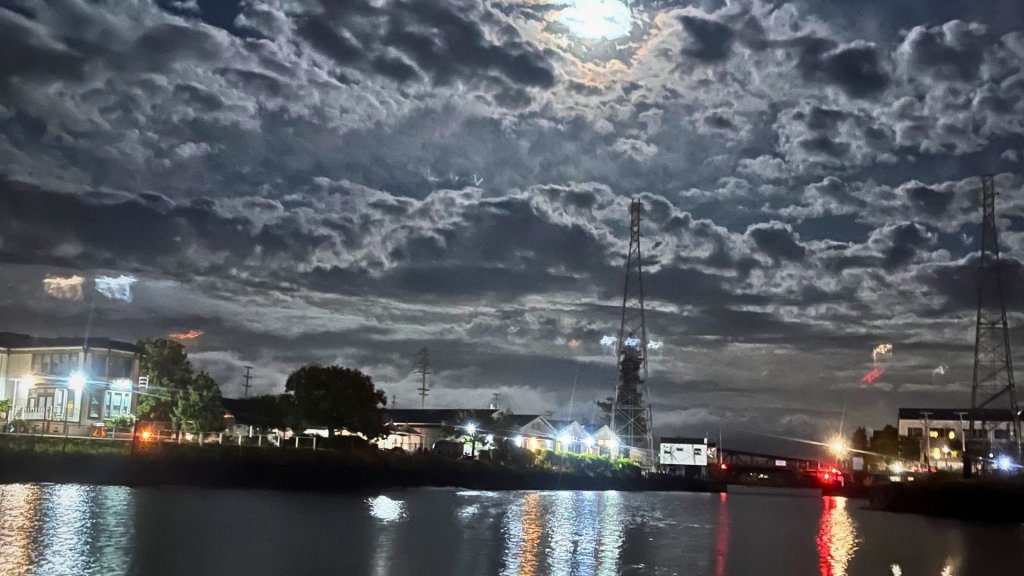 Full moon paddle on the petaluma river (flower moon! )
