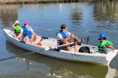 Free rowing lesson: classic boats, timeless sport