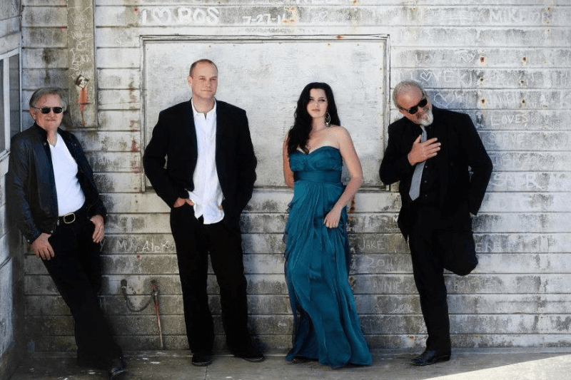 Brothers of siren live at montagne russe winery