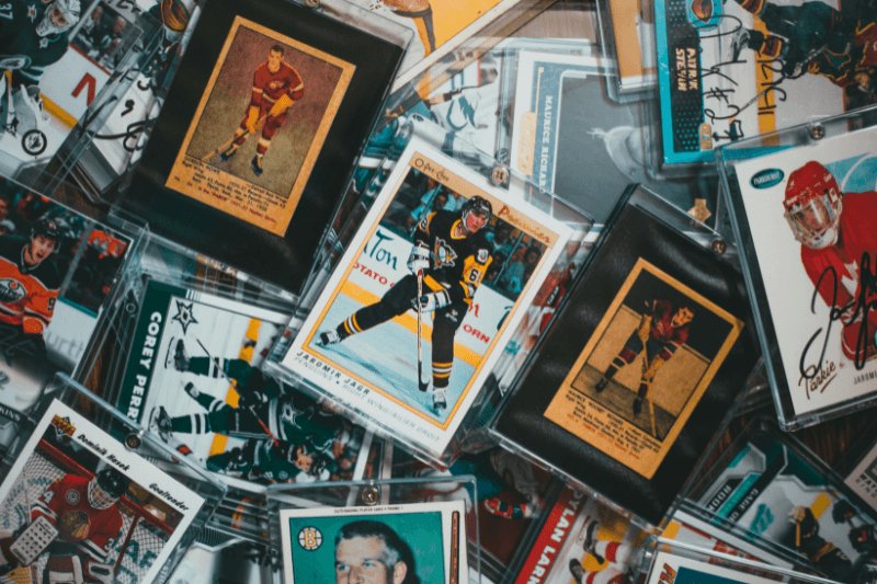 Sports cards & memorabilia show
